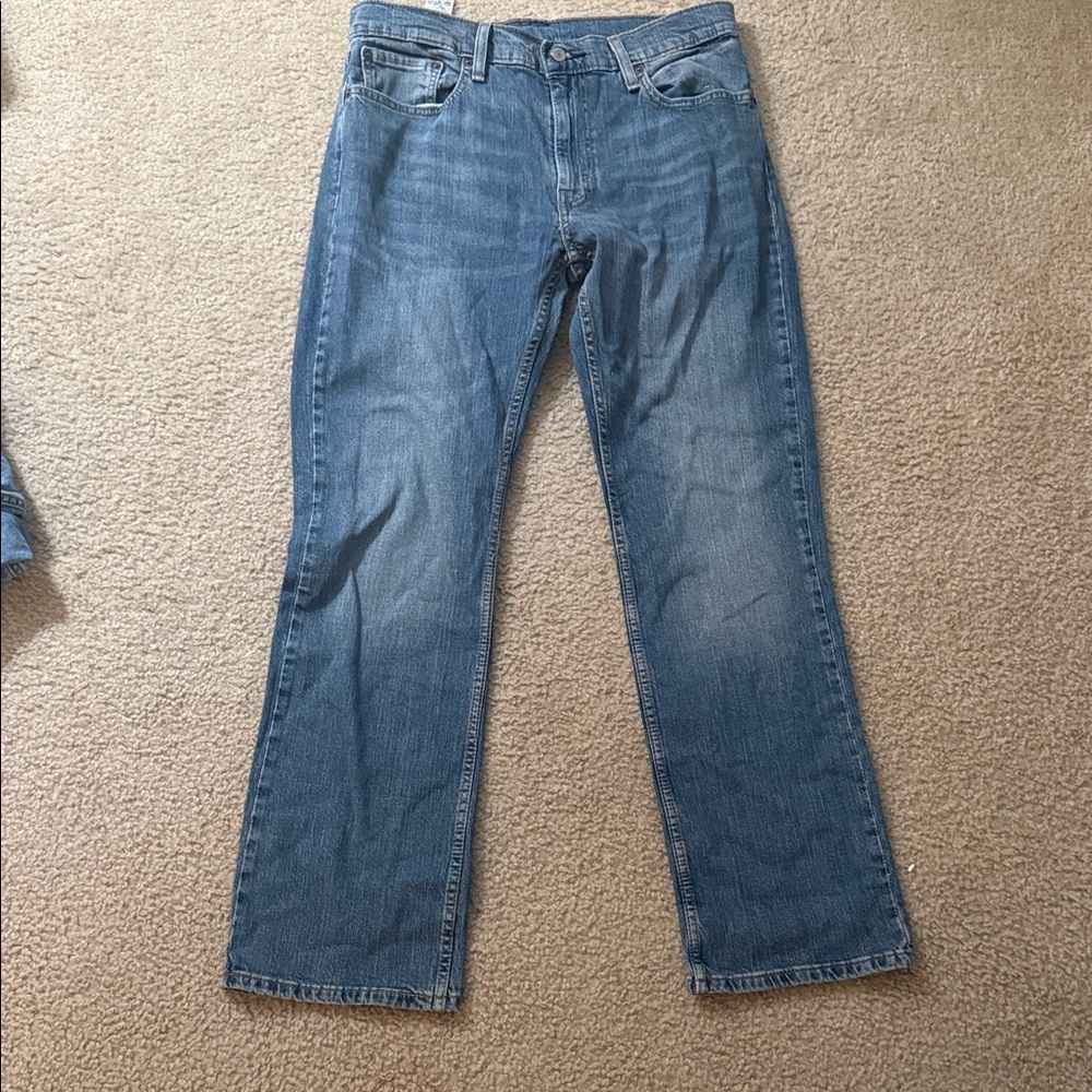 Levi’s 33 wide by 32 long